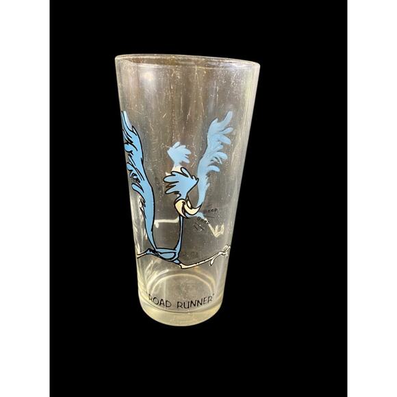 Road Runner Vintage Pepsi Collector Series Glass Warner Bros  1973 - Picture 1 of 6